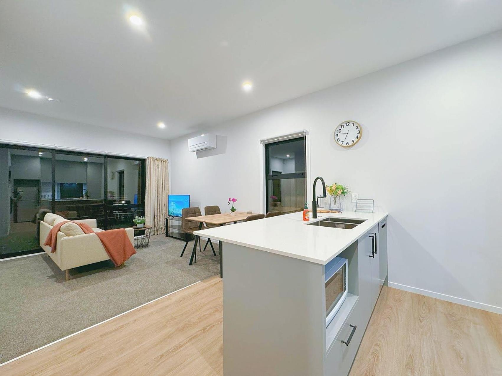 Modern & Stylish 3 Bedroom At Lowerhutt Lower Hutt Eksteriør billede